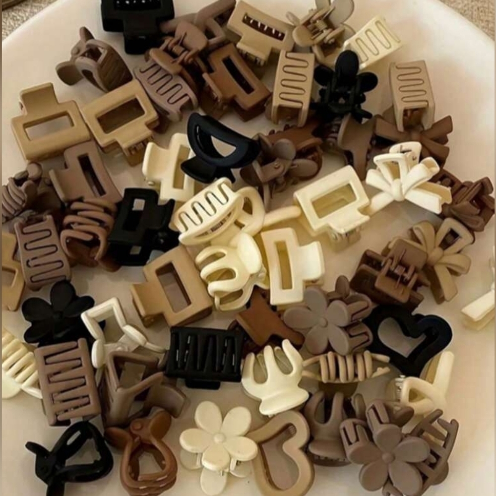 20 Pieces Assorted Hair Claw Clips in Neutral Earthy Tones New Small